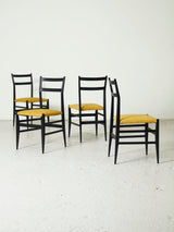 Joc de quatre cadires Leggera