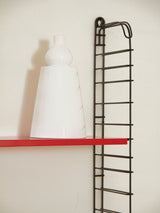 Prestatgeria metàl·lica Tomado