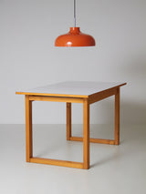 Mesa extensible de pino y fórmica