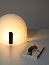 Làmpada de sobretaula de metacrilat