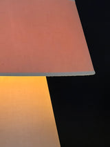 Làmpada de sobretaula de paper