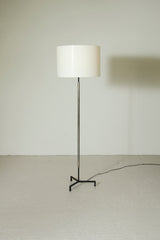 Llum de peu de ferro negre, acer cromat i tela