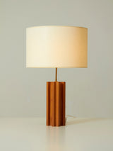 Lámpara de sobremesa de pino y lino