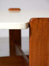 Mesa de centro redonda lacada en blanco