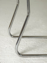 Cadira Cantilever de tub cromat i vímet