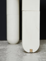 Cadira de plàstic blanca