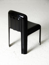 Cadira de fibra de vidre negra