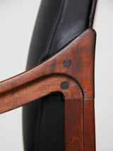 Parella de butaques de noguera