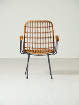 Juego de seis sillas de caña y hierro