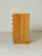 Oak Chest of Drawers