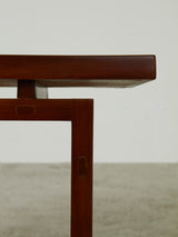 Mesa auxiliar de madera rectangular