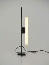 Làmpada de sobretaula postmoderna de ferro i llumenera