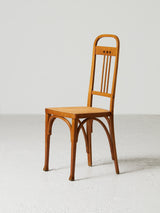 Cadira de fusta i reixeta estil Hoffman