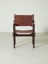 Sillón de madera y cuero