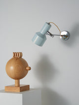 Aplique de hierro cromado y blanco