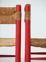 Cadira popular de pi i boga en vermell