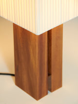 Llum de sobretaula Sòlida