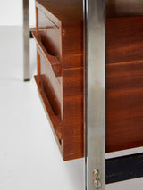 Escritorio de madera y pletina