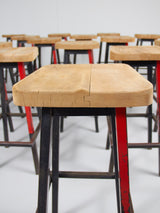 Taburete de madera y hierro