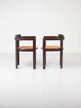 Pareja de sillas de madera de ukola y ratán
