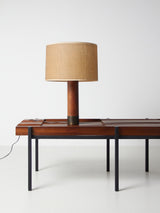 Banco de madera y hierro