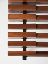 Banco de madera y hierro