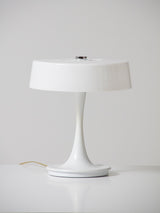 Làmpada de sobretaula blanca de metacrilat i acer