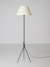 Lámpara de pie de hierro y tela