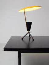 Làmpada de sobretaula francesa amb detalls en llautó