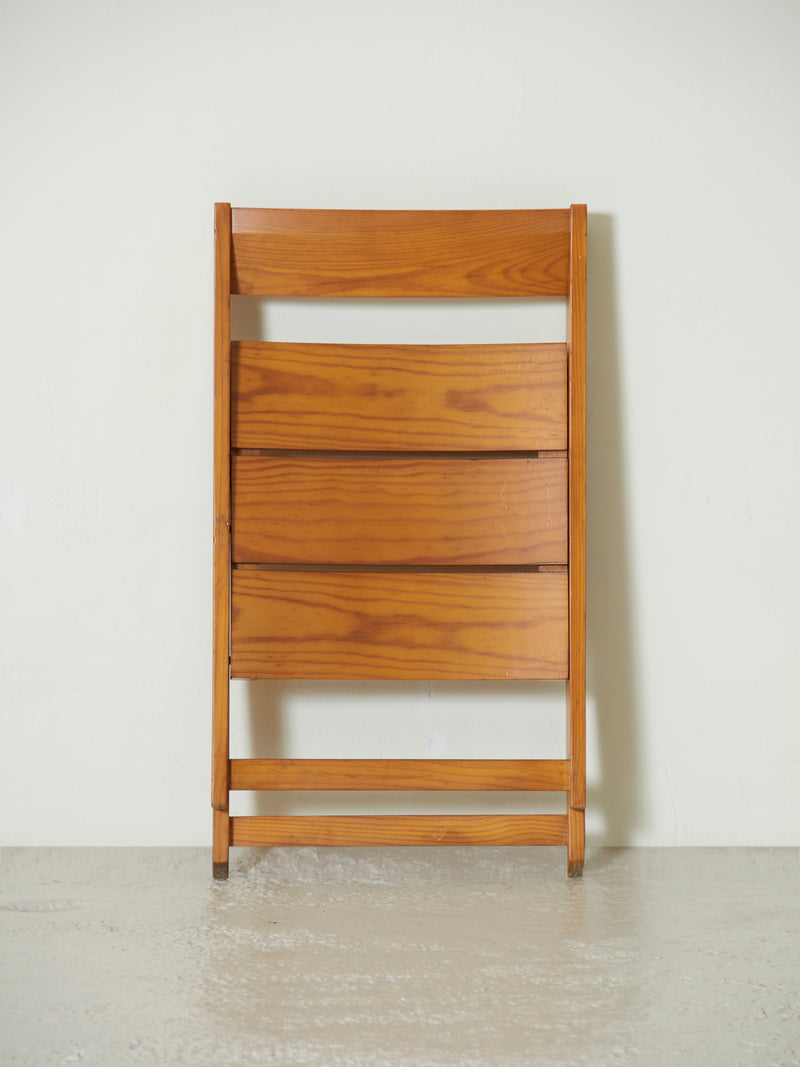 Pine Folding Chair Model 356