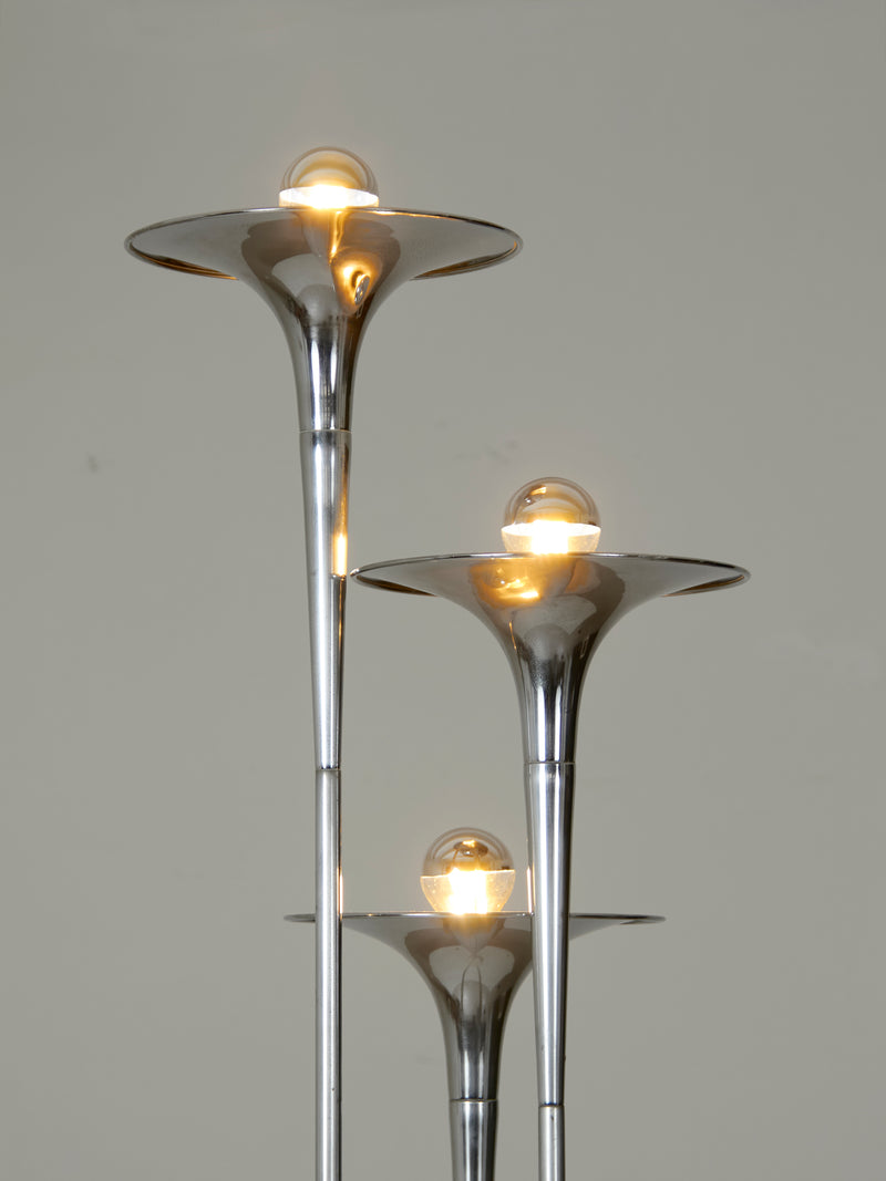 Làmpada de peu trompeta