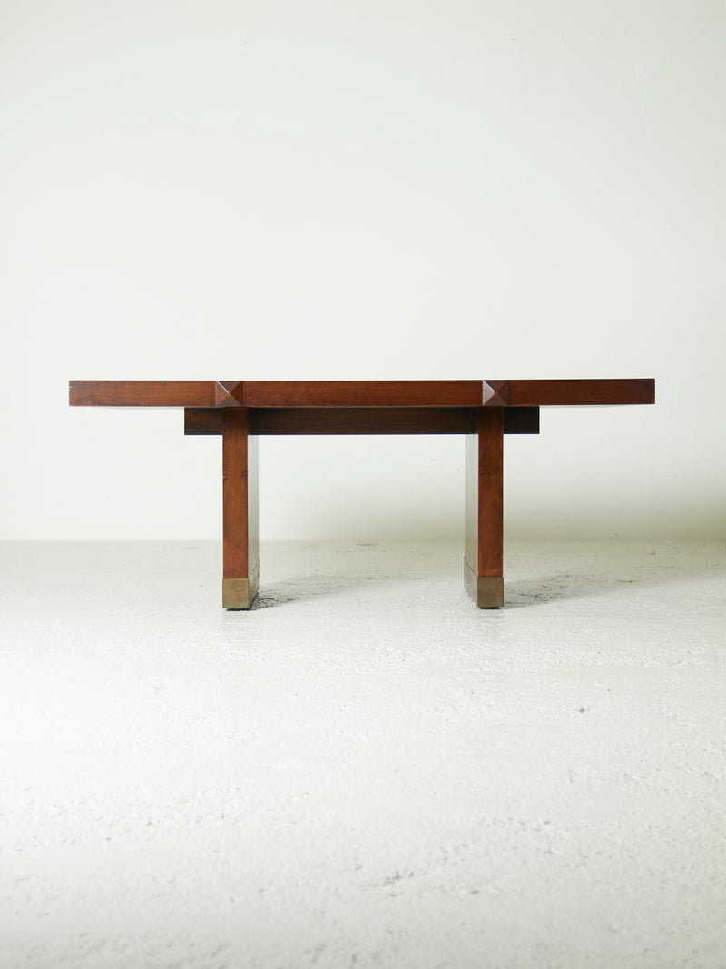 Mesa de comedor de nogal