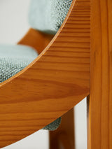Pareja de sillones de pino tapizados