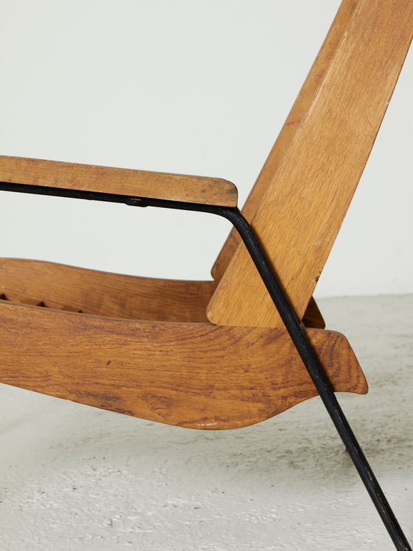 Pareja de sillones de madera y hierro