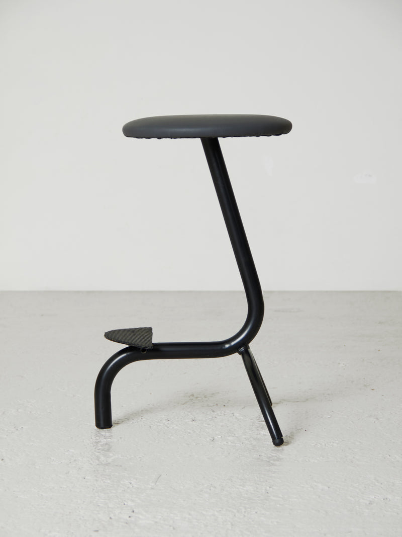Eleochenta Stool