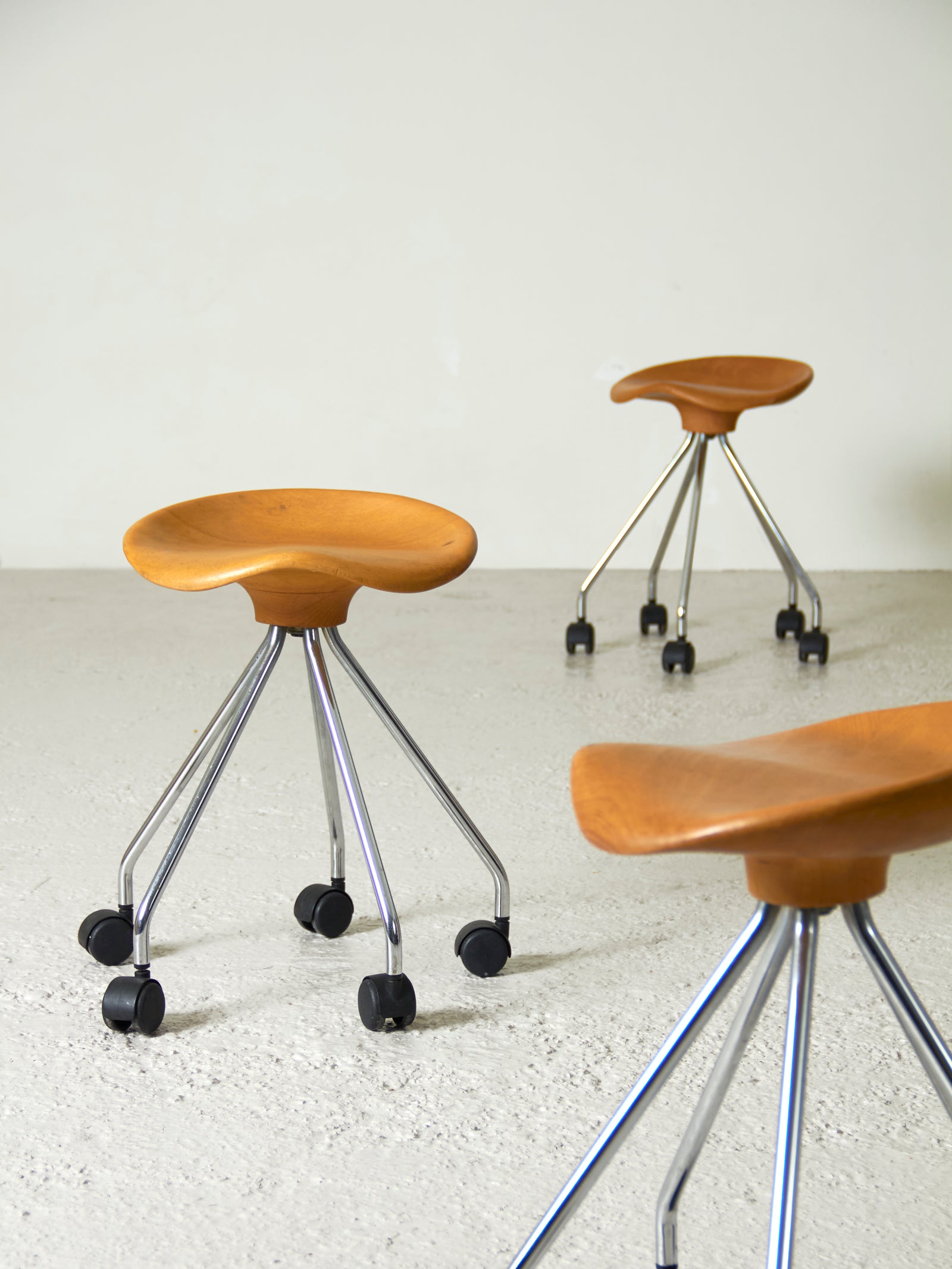Jamaica Stool – Fenix Originals