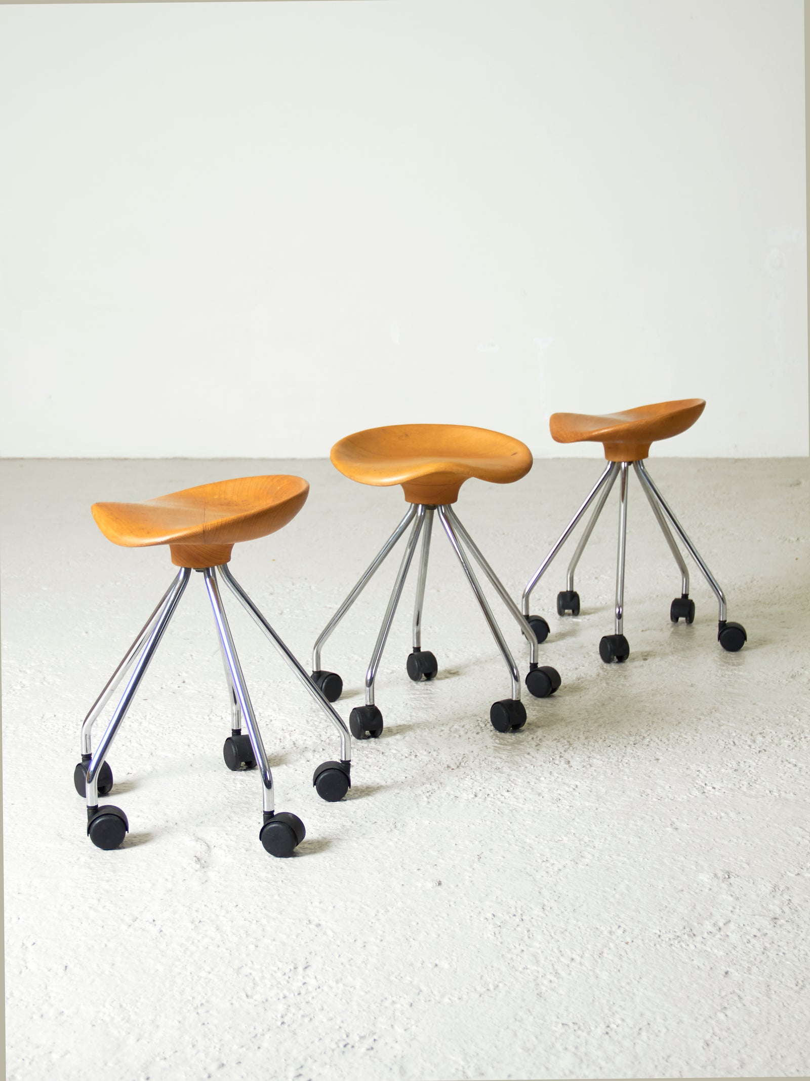 Jamaica Stool – Fenix Originals