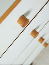 Calaixera de roure i fòrmica blanca