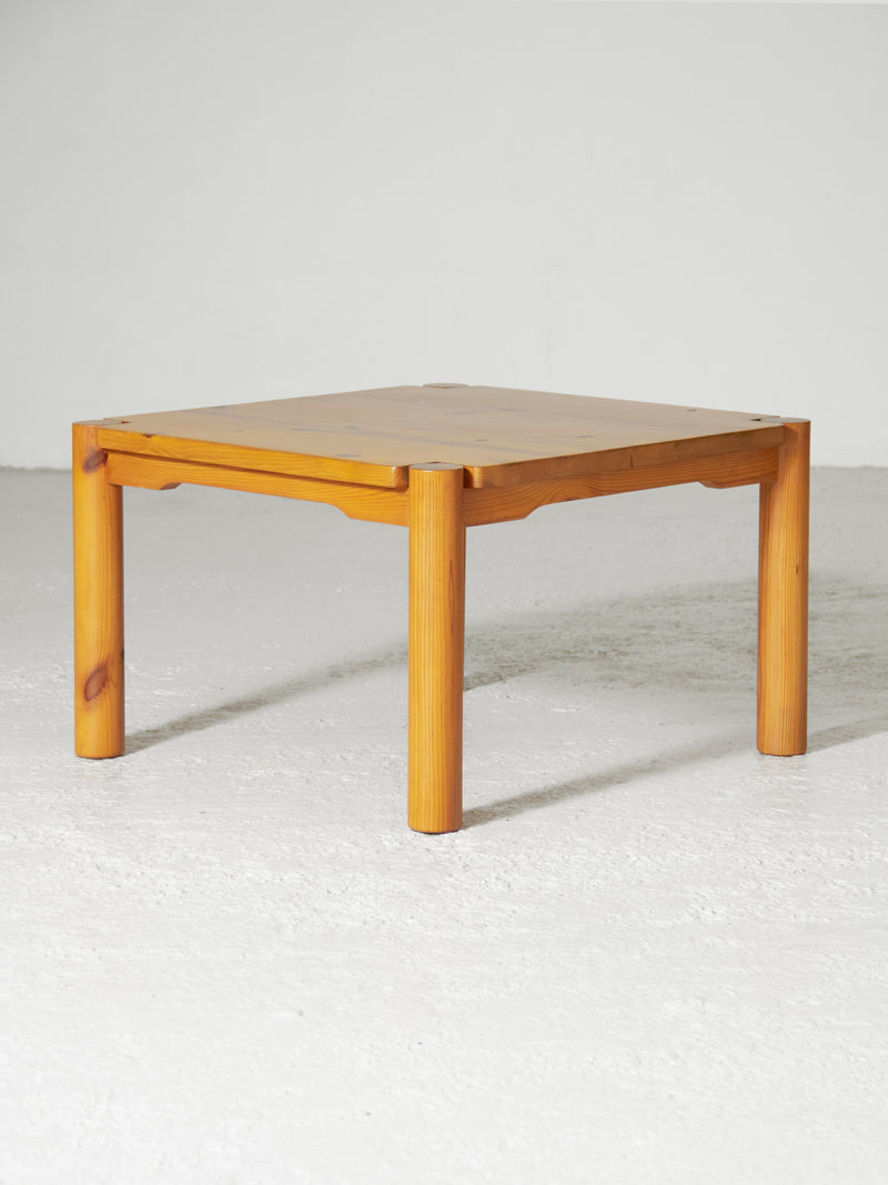 Pine Coffee or Side Table
