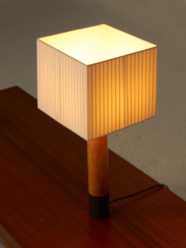 Básica Table Lamp