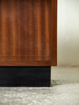 Mueble auxiliar de madera y fórmica negra