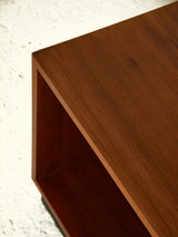 Mueble auxiliar de madera y fórmica negra