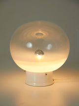 Llum de taula de ferro lacat i vidre