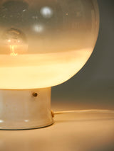 Llum de taula de ferro lacat i vidre