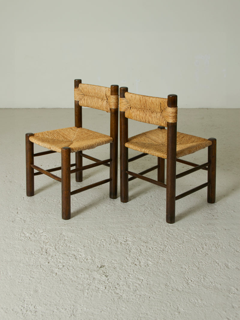 Cadira popular de fusta fosca i boga