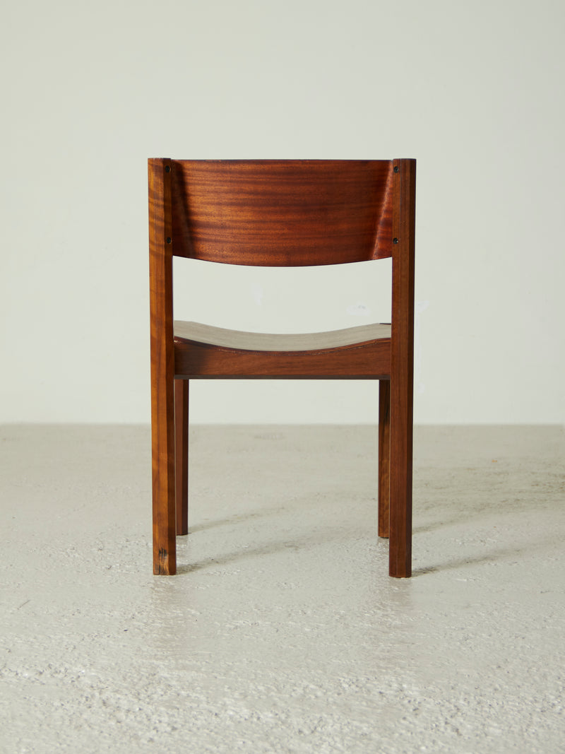 Silla de iroko