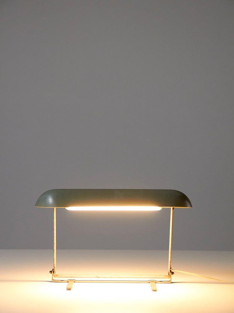 Lámpara de escritorio de baquelita verde oliva
