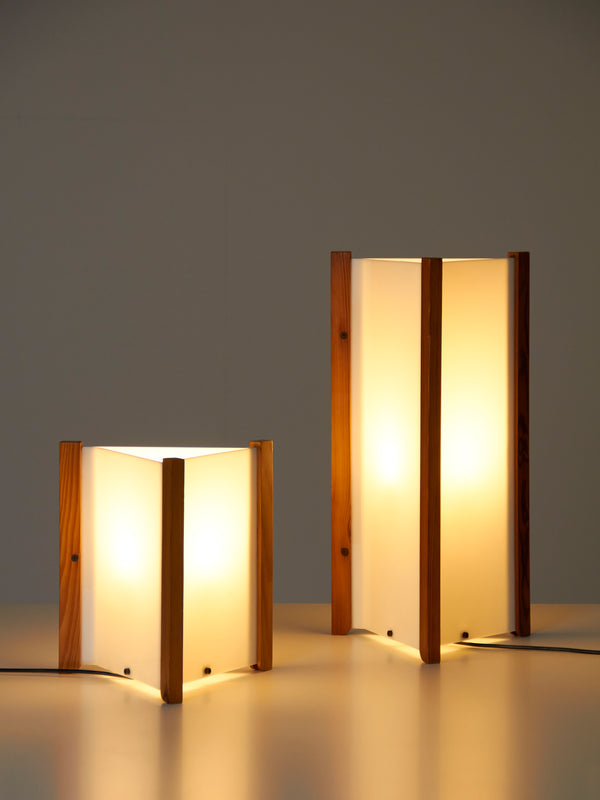 Pine and Methacrylate Table Lamp II