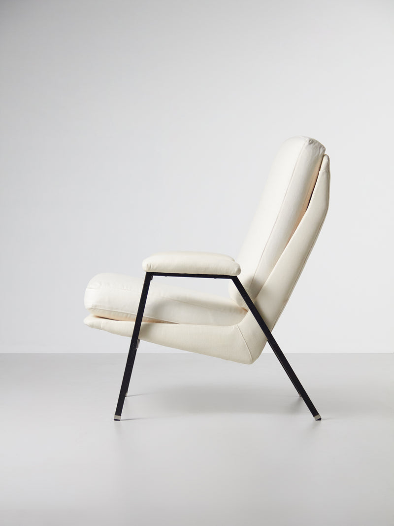 White Upholstered Lounge Chair