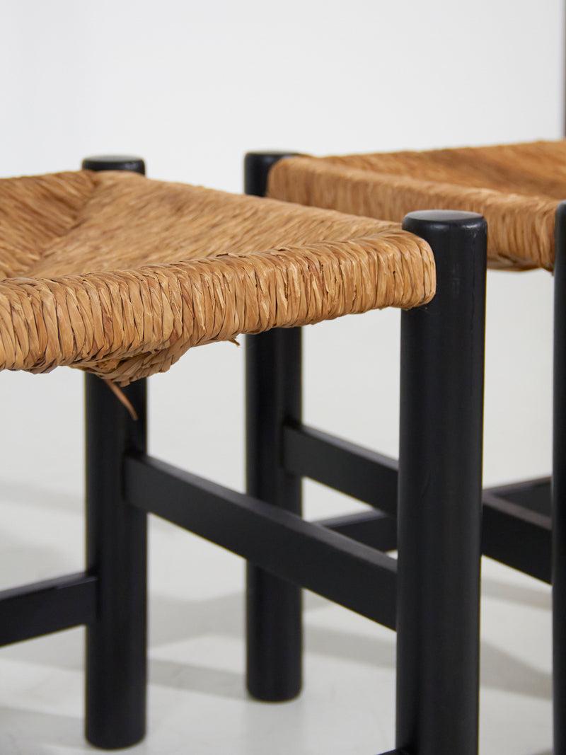 Cadira de fusta ebonitzada i boga